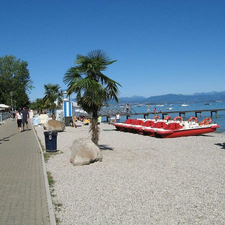 Ferienwohnung La Madonnina Vacation Flats Peschiera del Garda Exterior foto