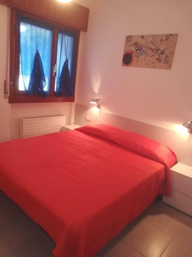 Ferienwohnung La Madonnina Vacation Flats Peschiera del Garda Exterior foto