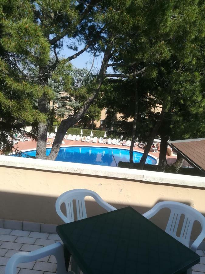 Ferienwohnung La Madonnina Vacation Flats Peschiera del Garda Exterior foto